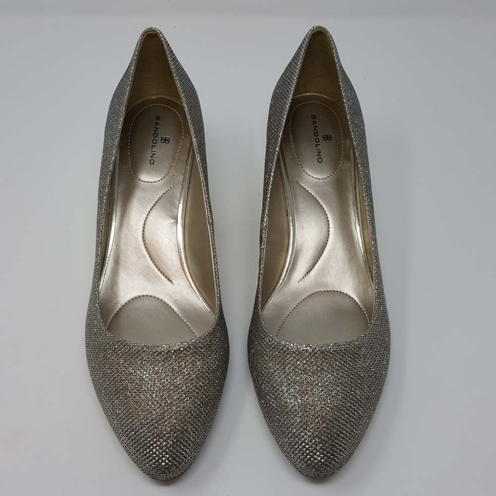 Bandolino Women's Franci Wedge Pump, Gold Glamour